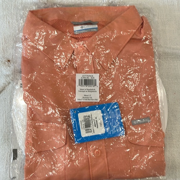 COLUMBIA Other - COLUMBIA MENS LT HOMMES GL SOLID SHIRT SHORT SLEEVE SHIRT SIZE LARGE